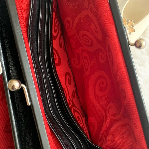 BRIGHTON Vintage black/white Embroidered floral crossbody bag VGUC++ - Picture 8 of 12